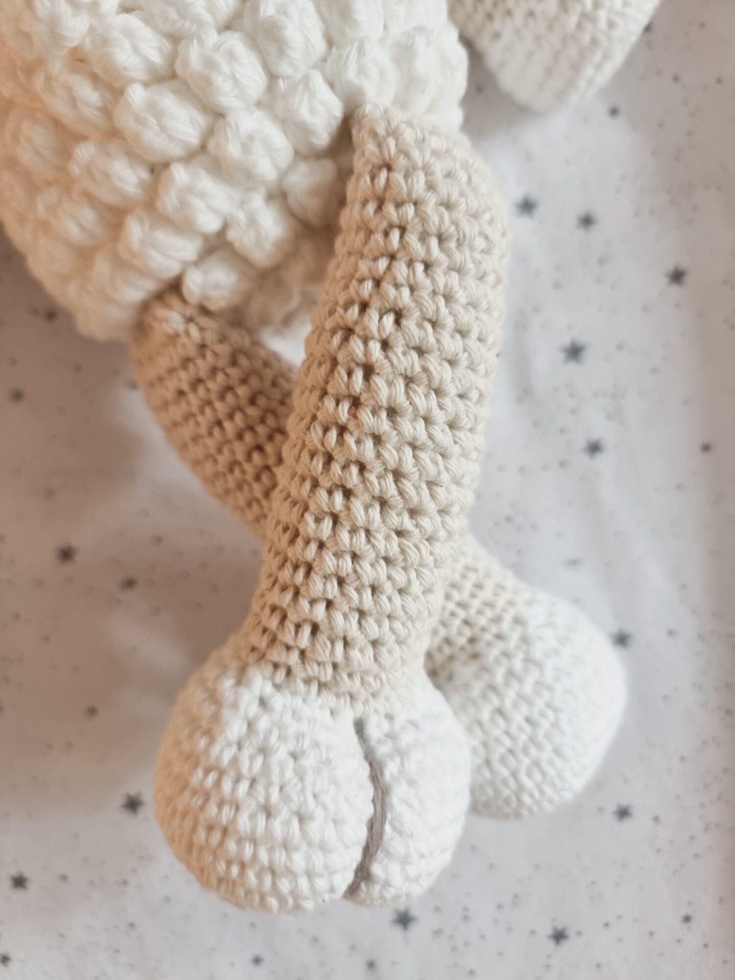 ovejita_tejida_betty_para_bebes_regalos_de_nacimientos_little_paradise (4)