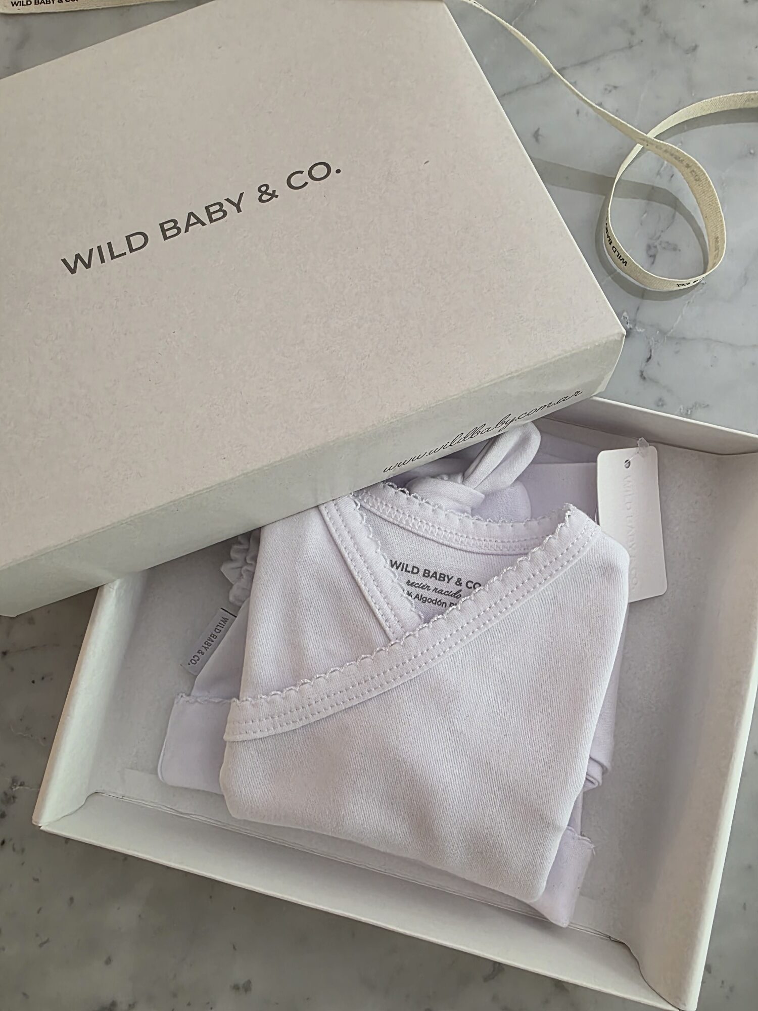 Ajuar_little_almond_regalos_de_nacimiento_wild_baby_co (4)