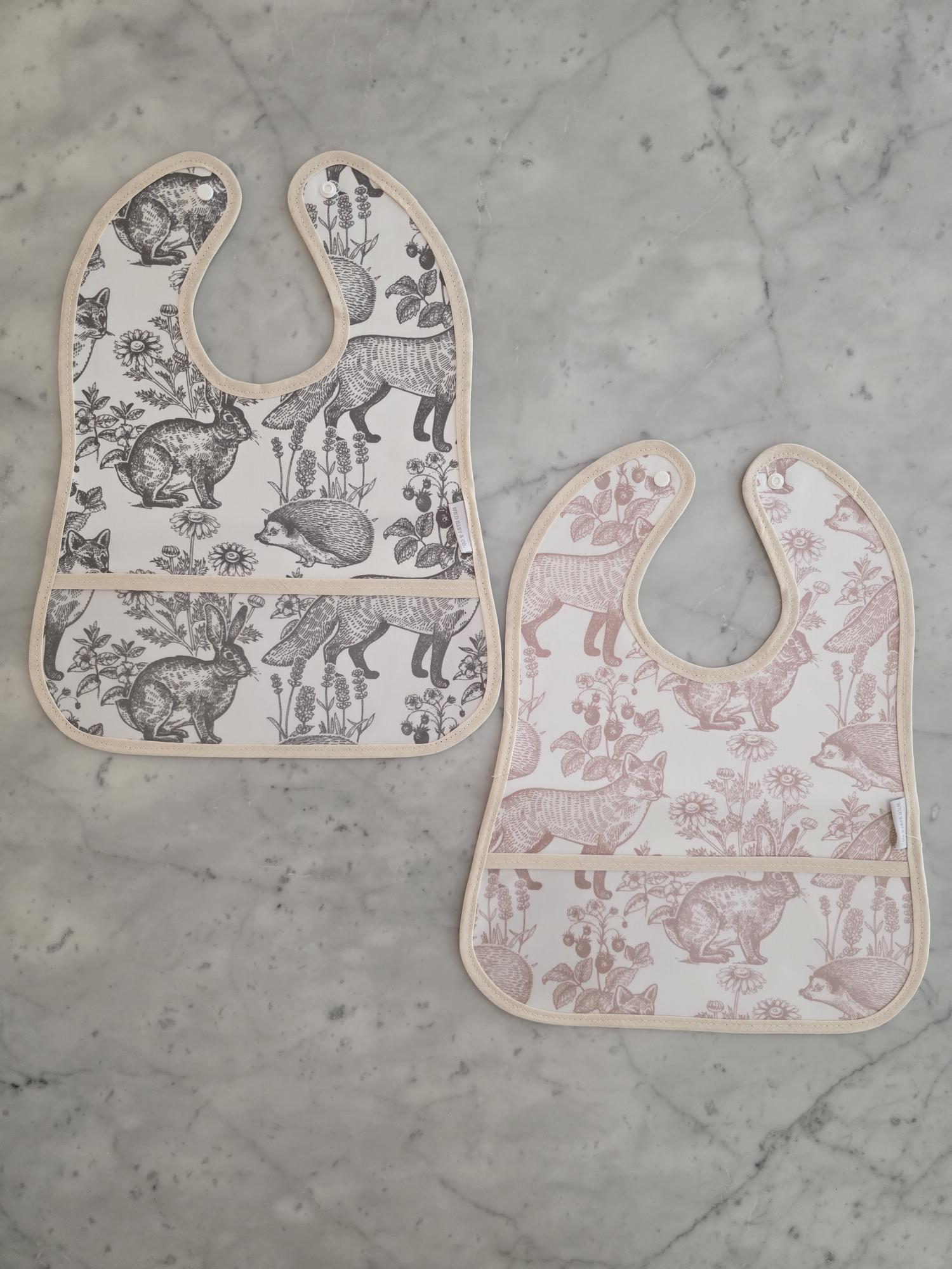 babero_impermeable_new_forest_para_bebes_regalos_de_nacimientos_wild-baby (2)