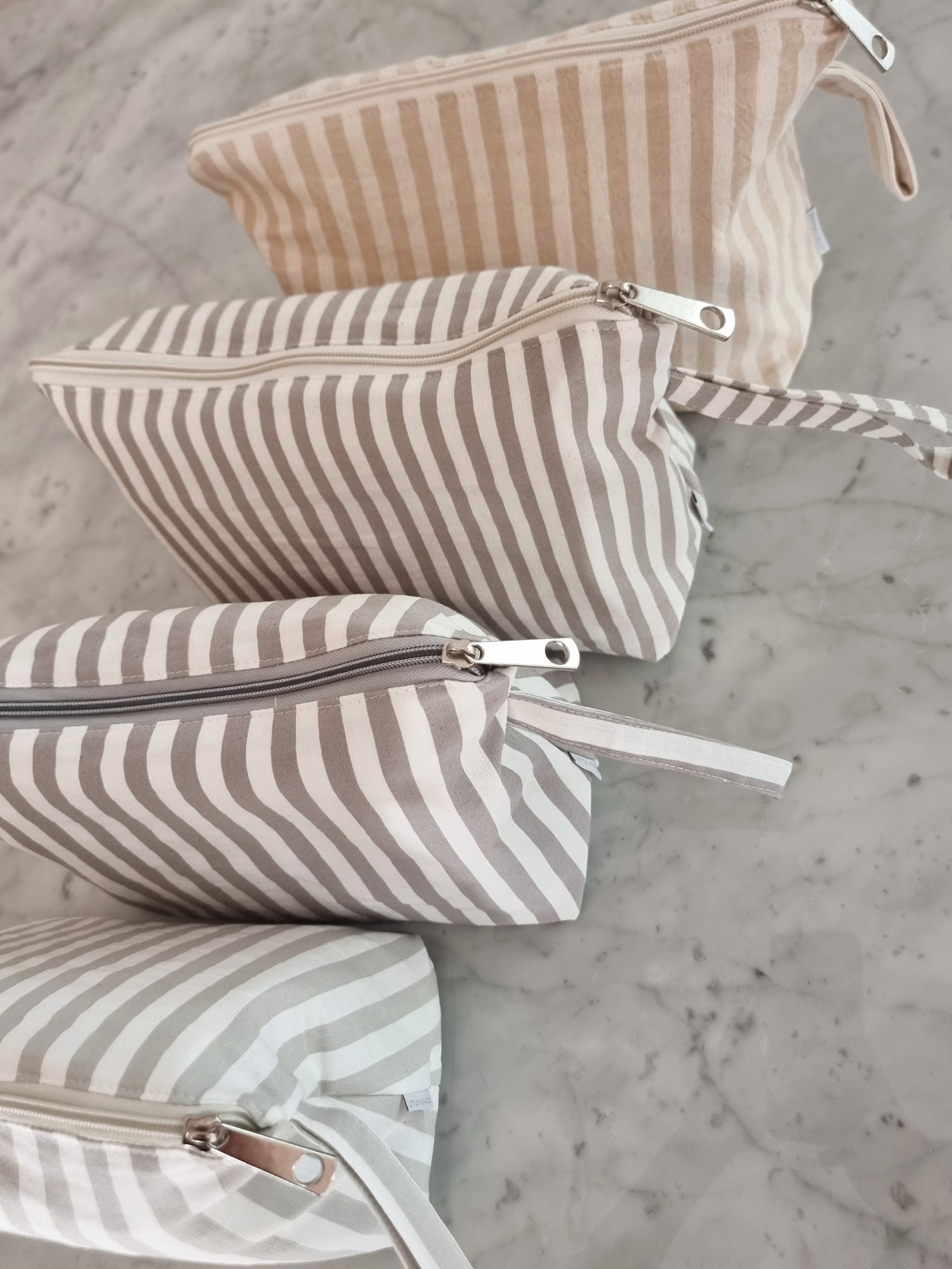 neceser_manhattan_para_bebe_portamaquillaje_guardado_tusor_regalos_de_nacimiento_little_paradise (15)