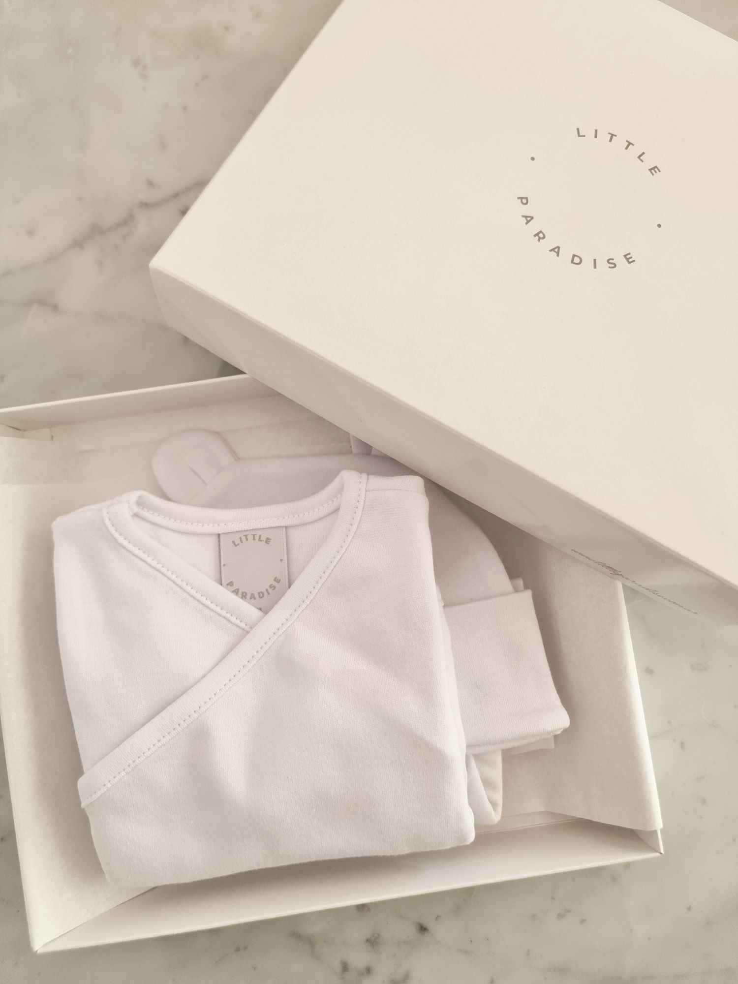 Ajuar_Algodón_pima_3_piezas_gorrito_ranita_babita_regalo_de_nacimiento_para_bebe_little_paradise (4)