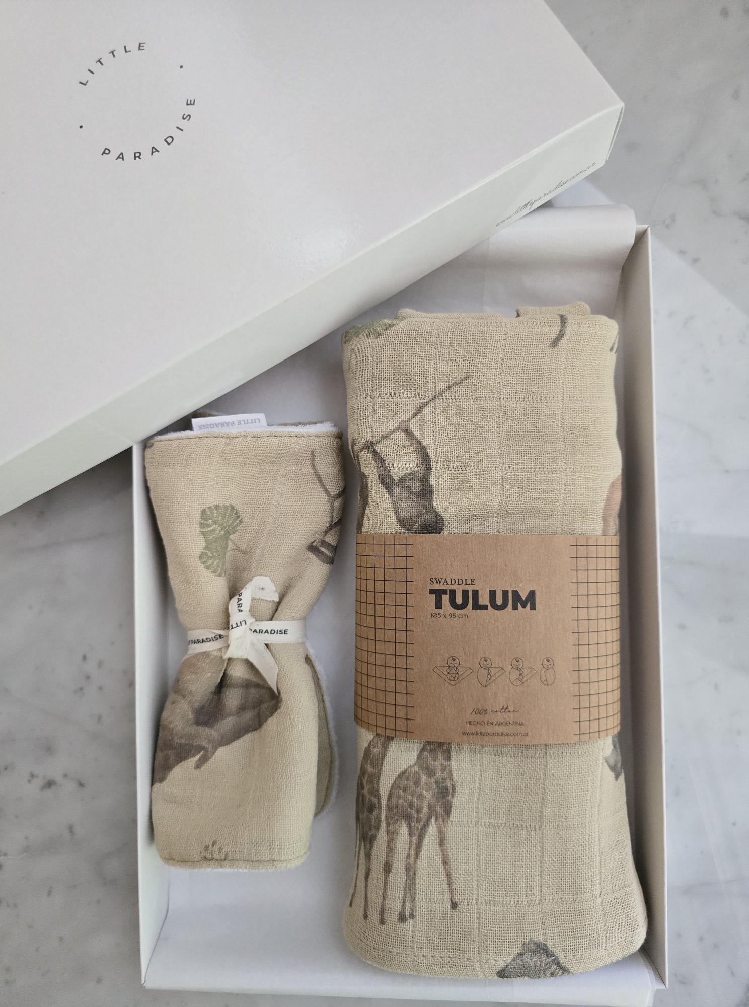 set_swaddle_alodon_con_babita_para_bebe_regalos_De_nacimientos_little_paradise (1)