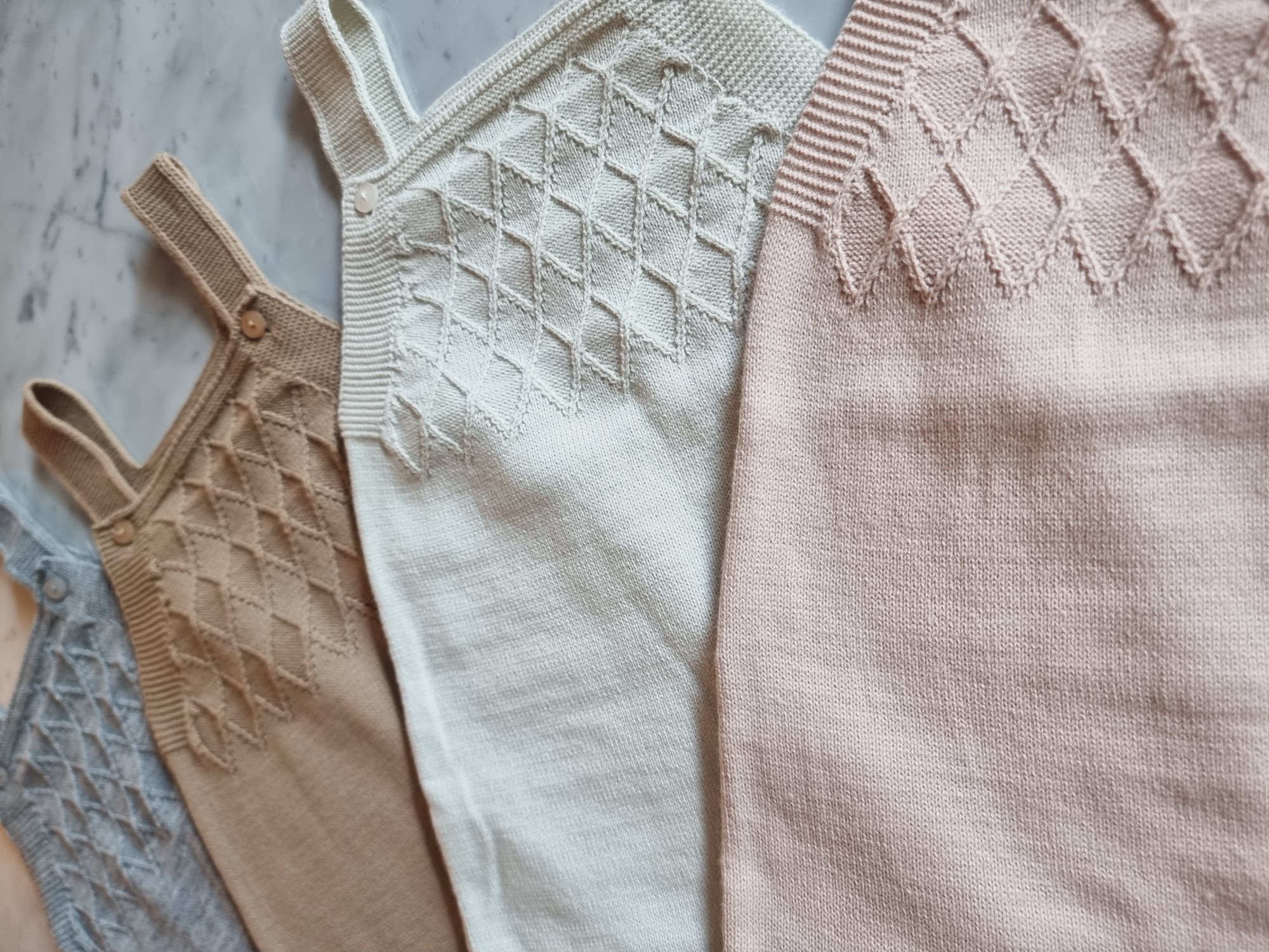 jardinero_tejido_carpenter_algodon_para_bebes_regalos_de_nacimientos_little_paradise (7)