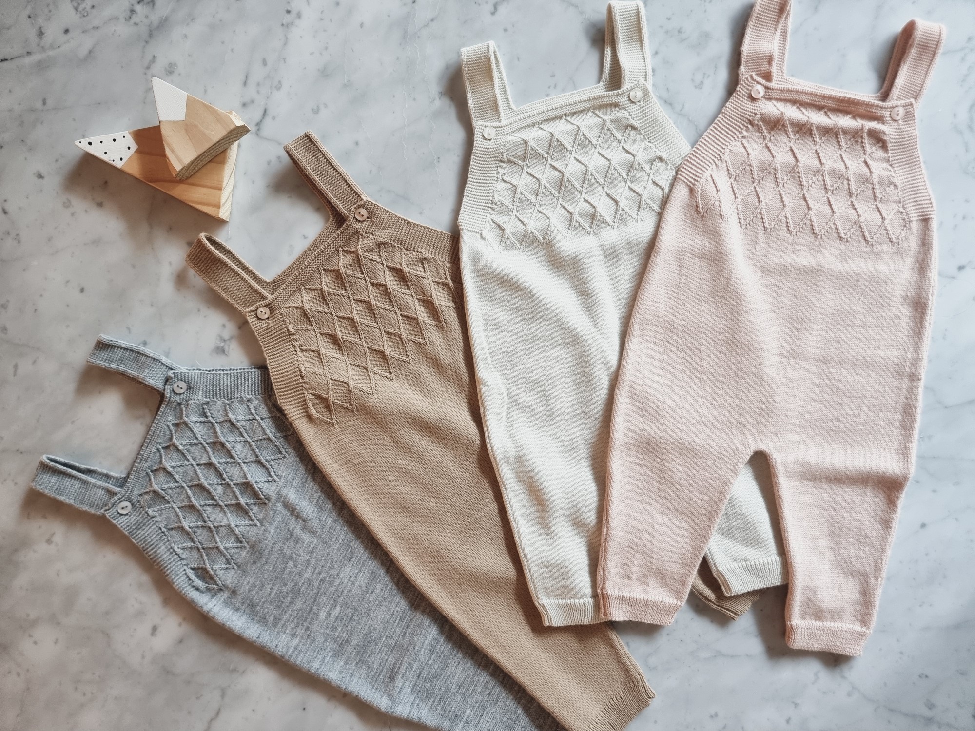 jardinero_tejido_carpenter_algodon_para_bebes_regalos_de_nacimientos_little_paradise (8)