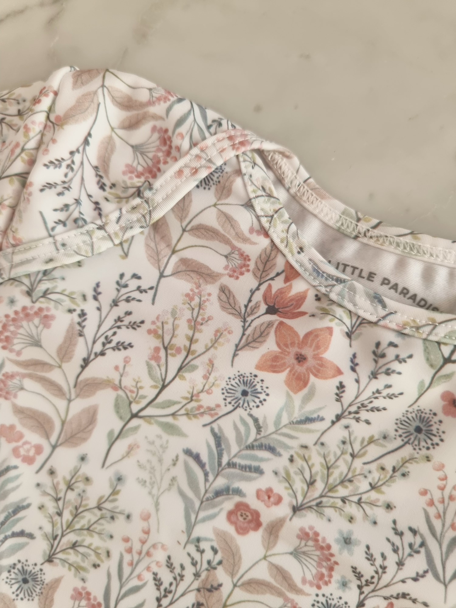 remera_manga_larga_proteccion_uv_bebes_remera_conjunto_regalos_de_nacimientos_little_paradise (3)