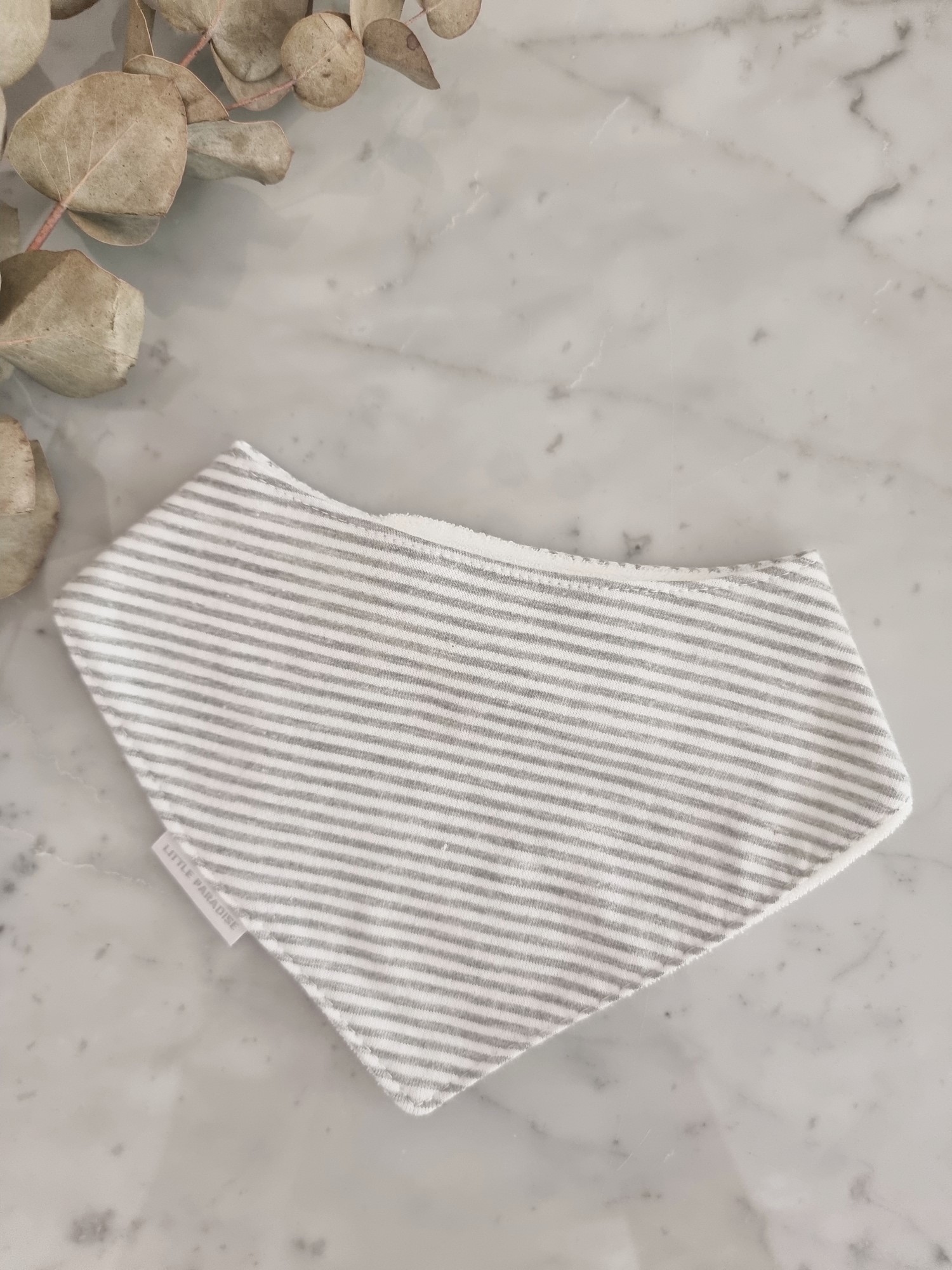 babero_bandana_stripes_jersey_de_algodon_para_bebes_regalos_de_nacimientos_little_paradise (1)