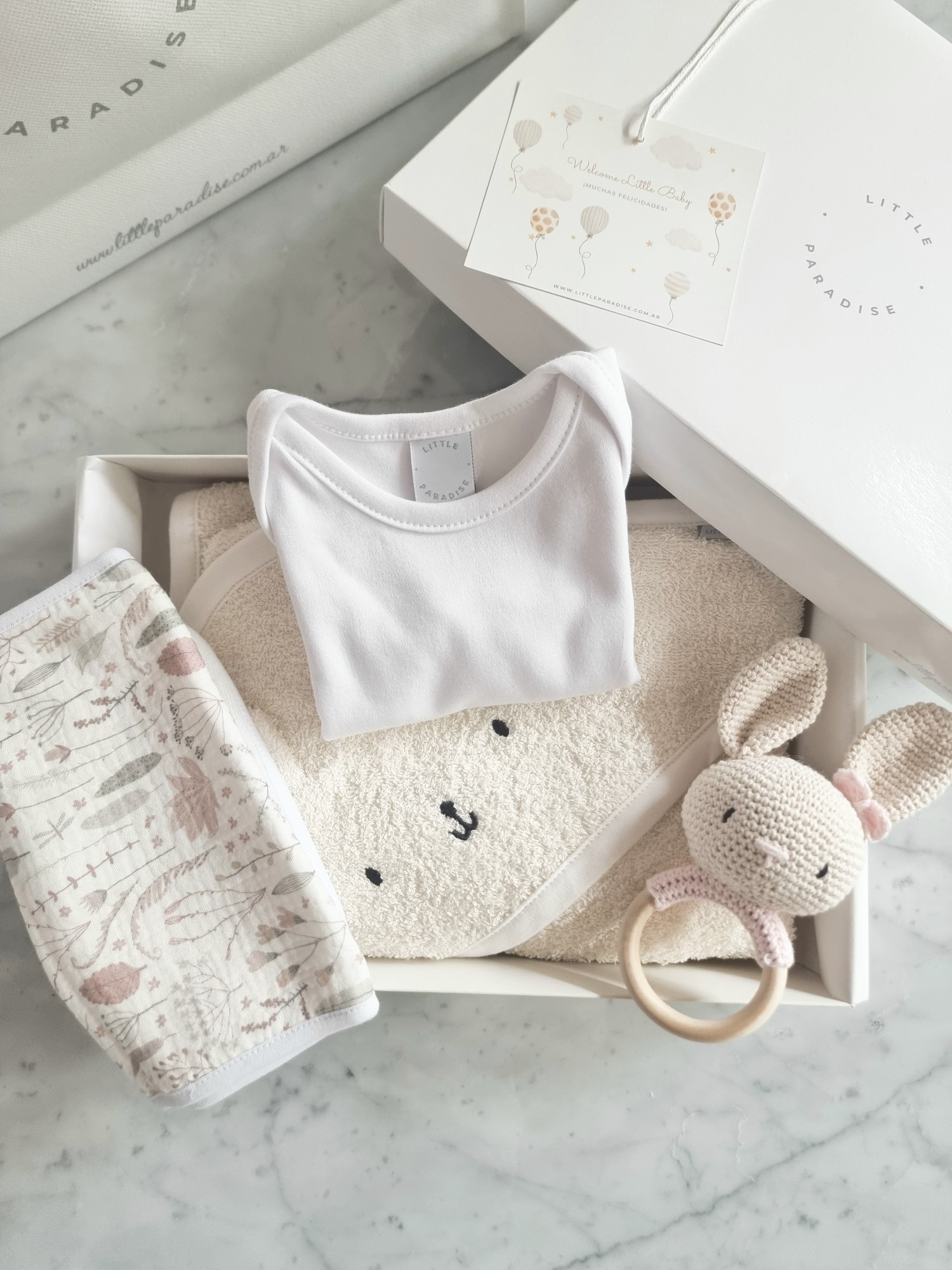 gift_box_para_regalar_nacimientos_bebes_body_pima_algodon_toallon_sonajero_babita_little_paradise (3)