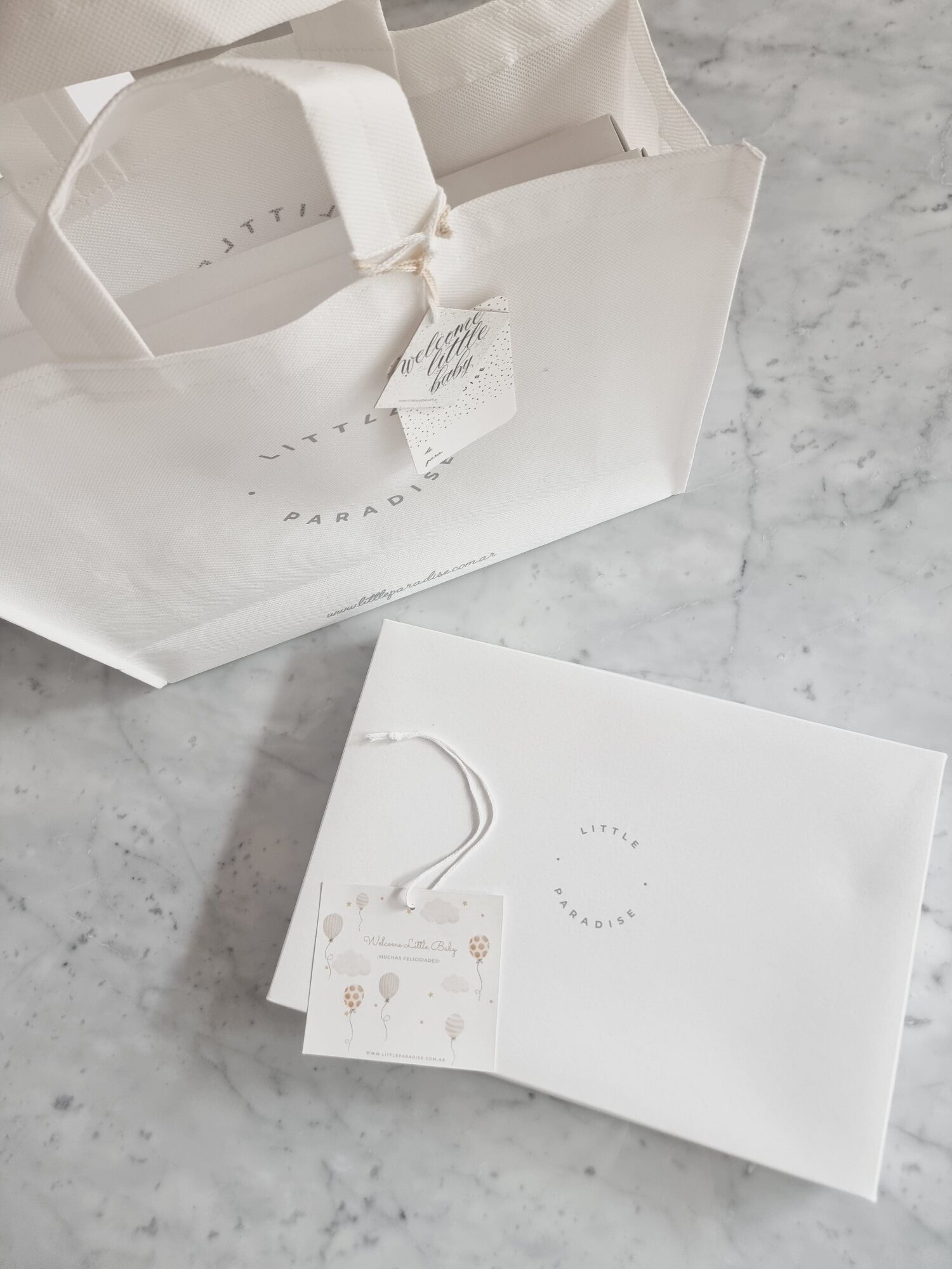 gift_box_para_regalar_para_bebes_regalos_de_nacimientos_body_babero_sonajero_tejido_algodon_pima_little_paradise (3)