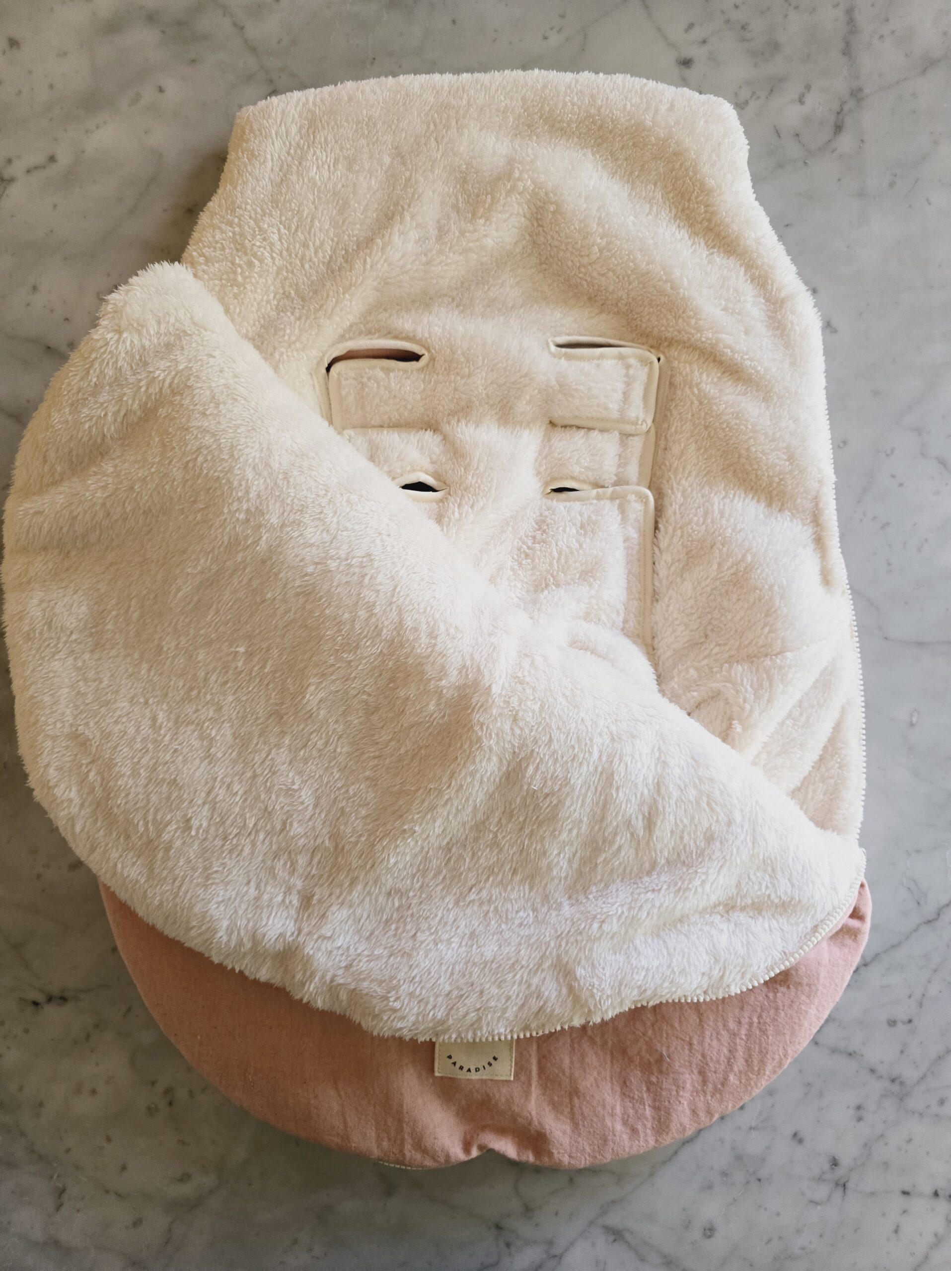 portaenfant_de_corderito_para_bebes_cochecito_inversal_abrigados_little_paradise (4)