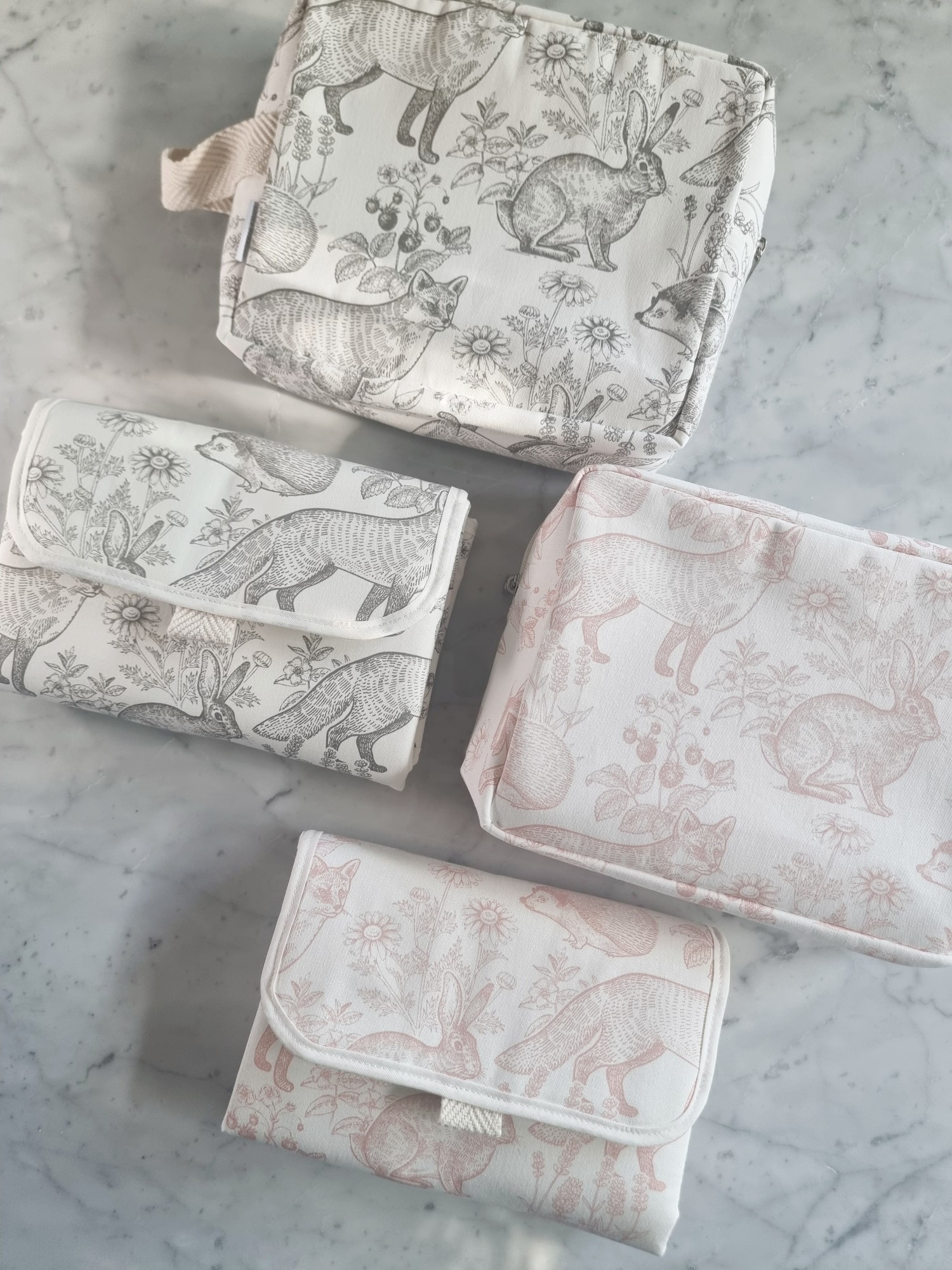 set_neceser_cambiador_regalos_de_nacimientos_little_paradise (1)