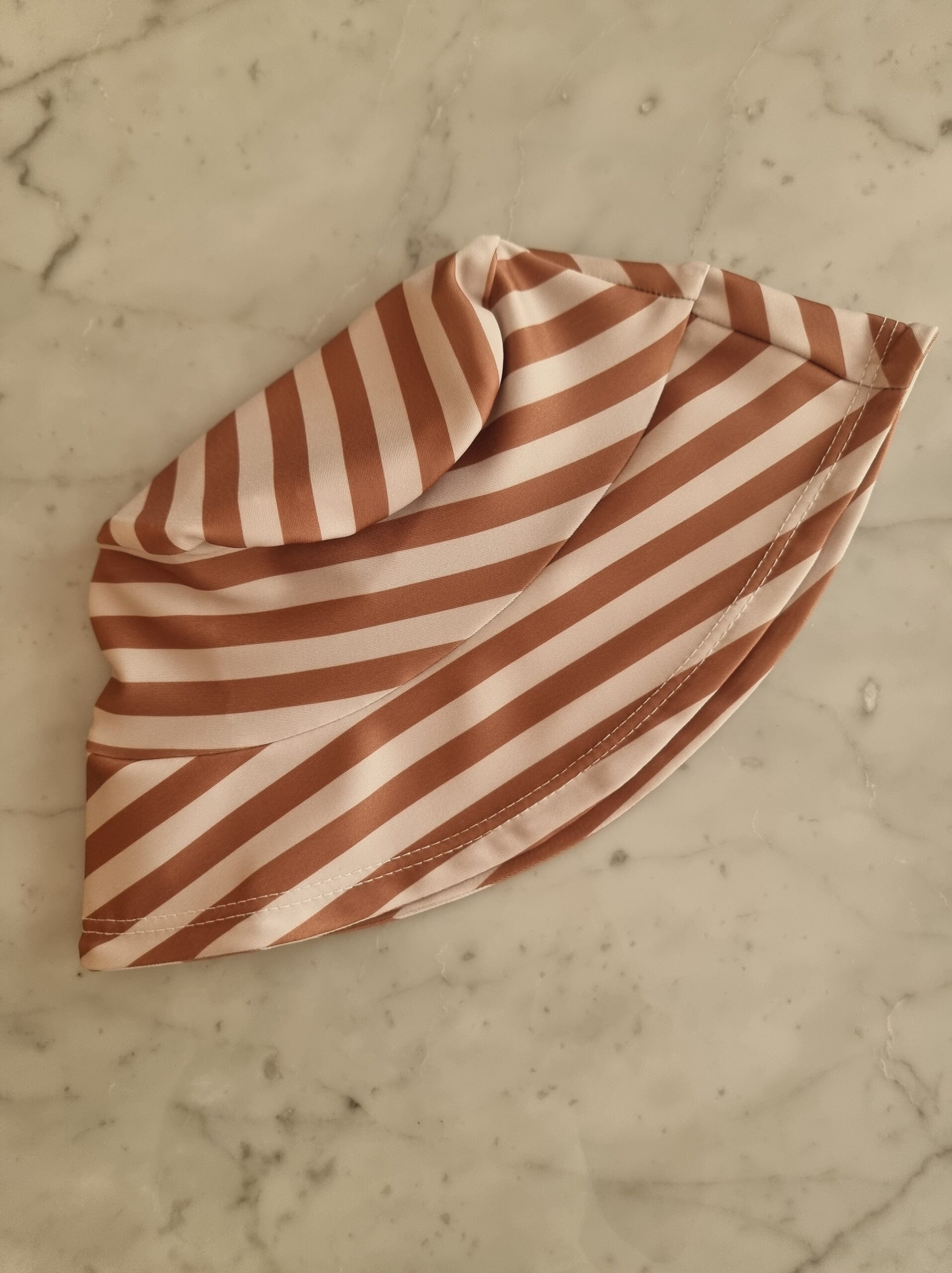 prendas_uv_mallas_para_bebes_2023_piluso_remera_short_uv_proteccion_regalos_De_nacimientos_little_paradise (9)