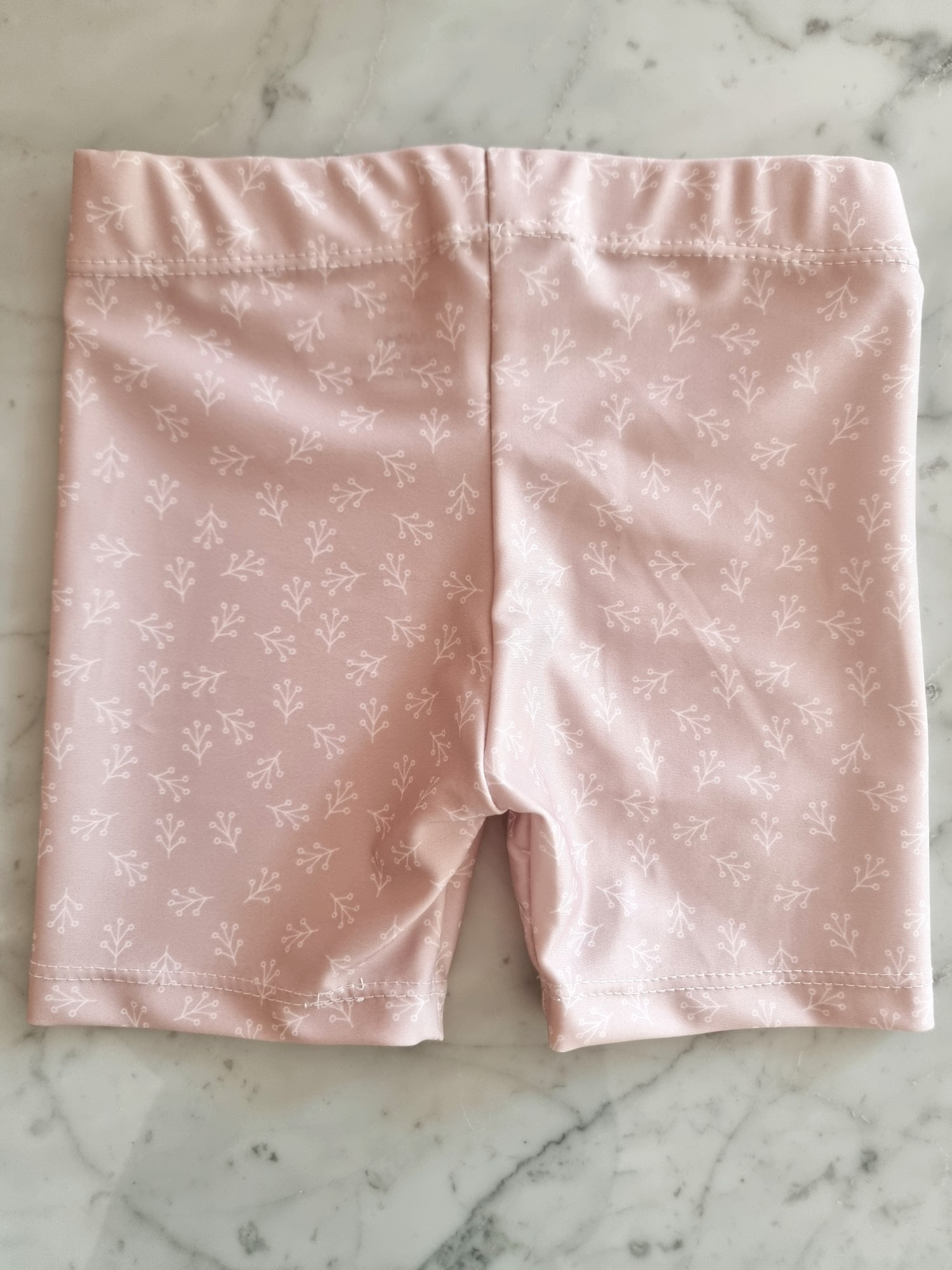 short_protección_uv_bebés_traje-de-baño-malla_ramita_blush(8)