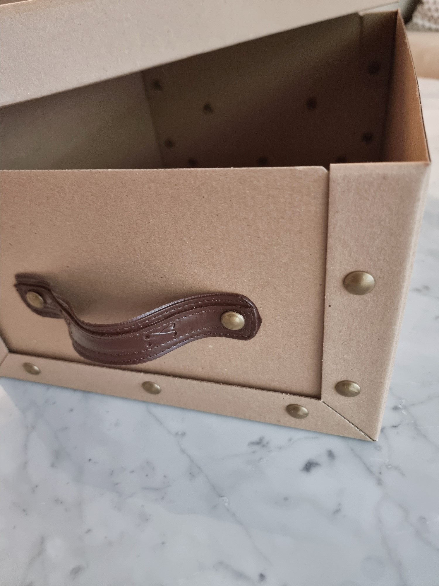 caja_premium_tall_para_guardar_cosas_accesorios_Ropa_para_bebe_organizador_regalos_de_nacimientos_little_paradise (10)