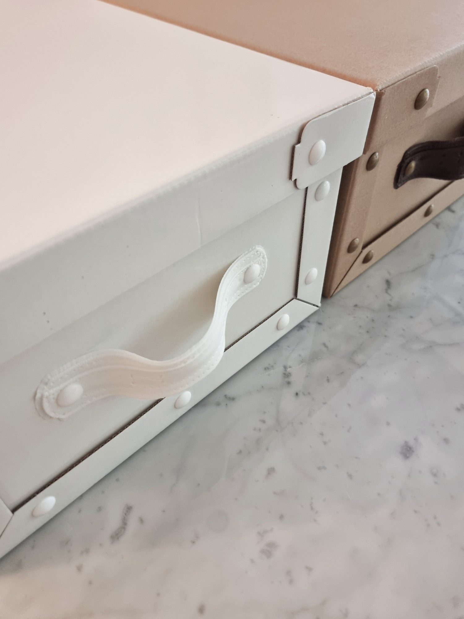 caja_premium_tall_para_guardar_cosas_accesorios_Ropa_para_bebe_organizador_regalos_de_nacimientos_little_paradise (11)