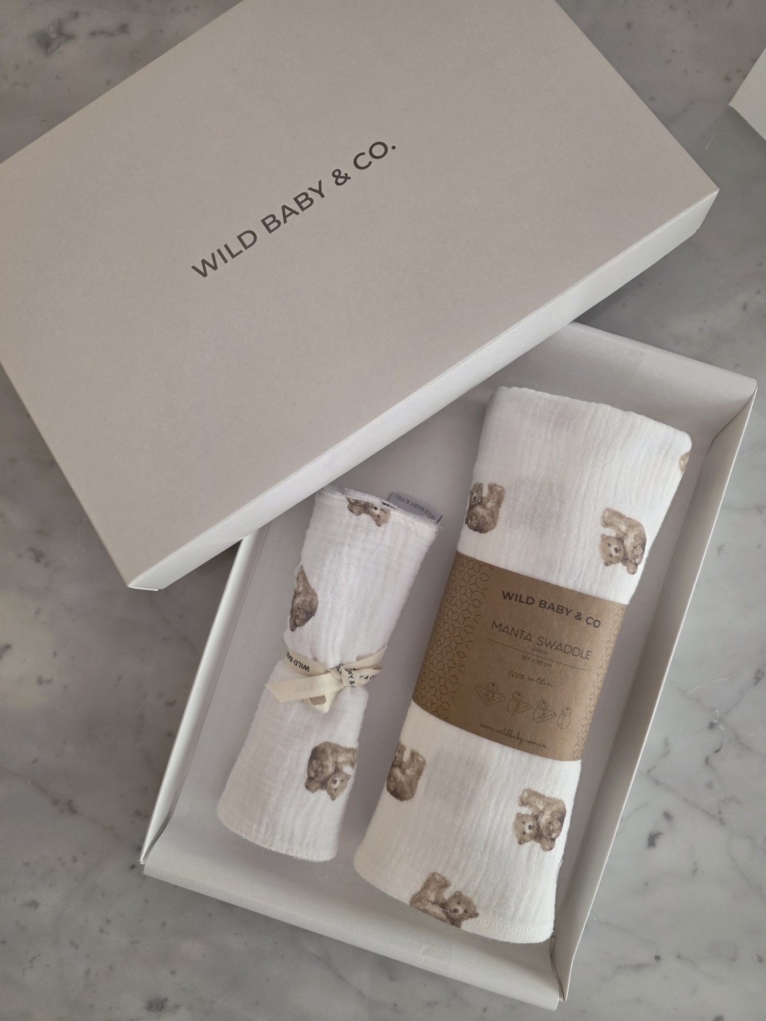 Set_swaddle_y_babita_haifa_regalo_de_naciemiento_wild_baby_co (20)