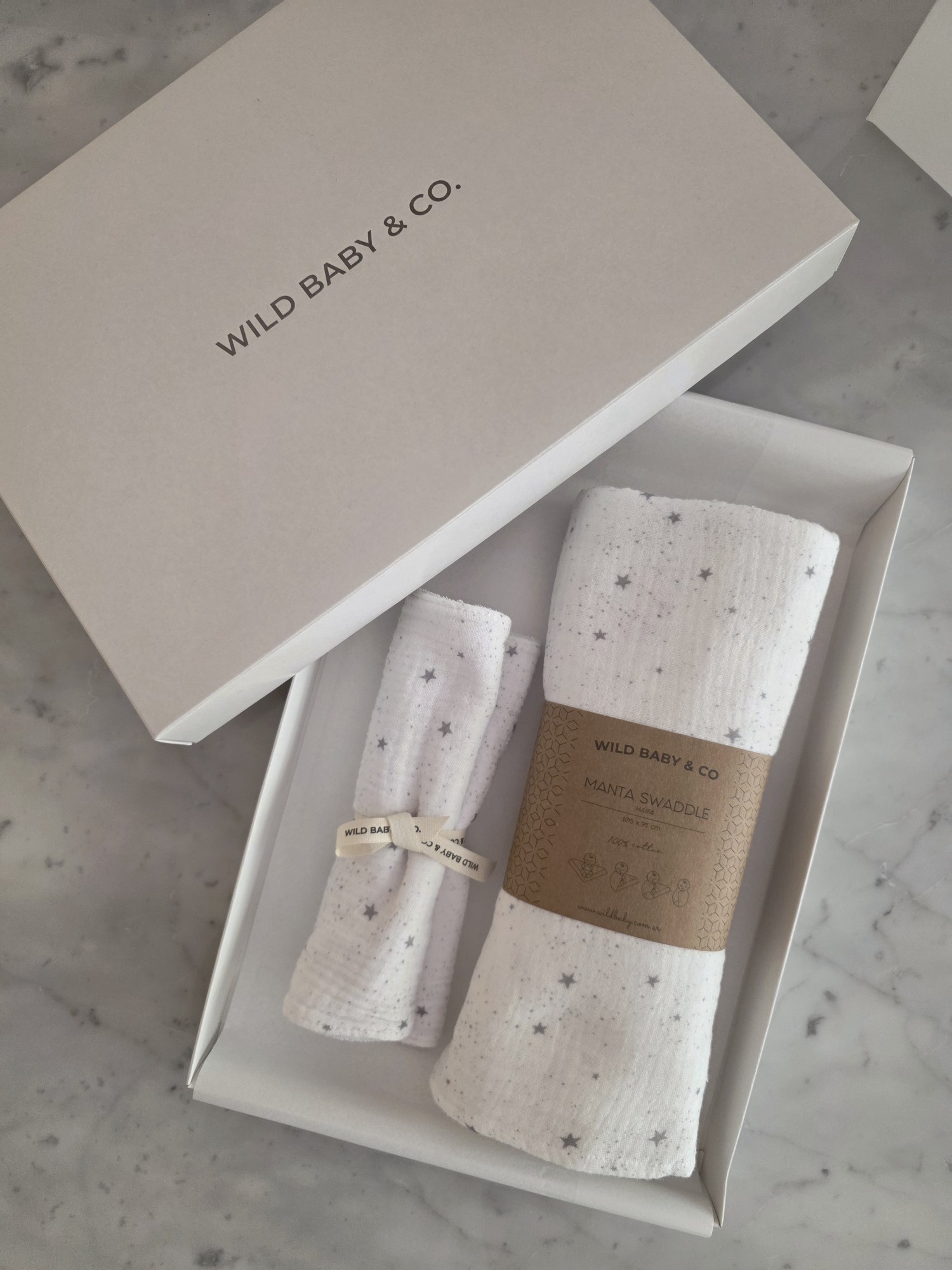 Set_swaddle_y_babita_haifa_regalo_de_naciemiento_wild_baby_co (23)