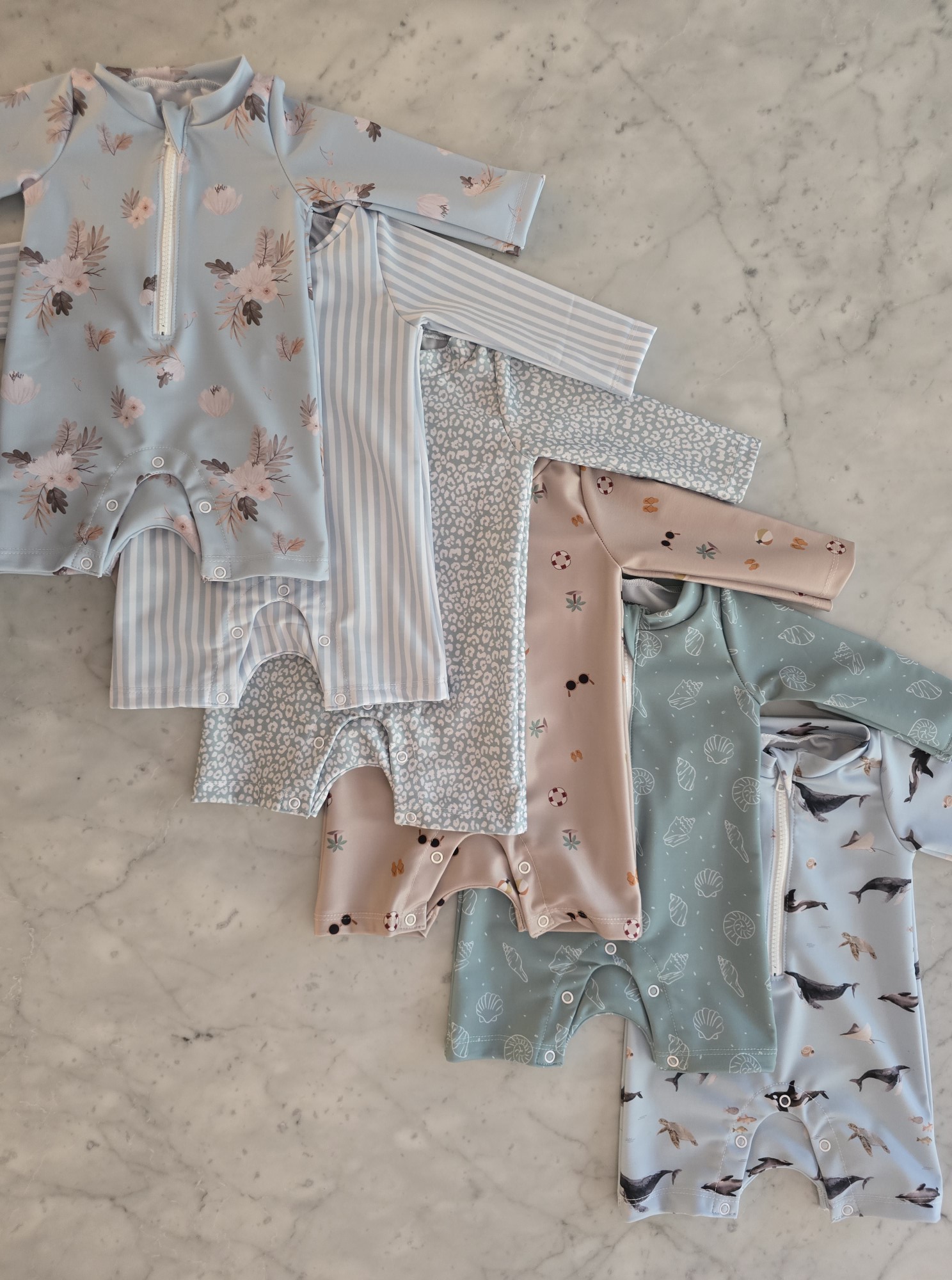 enterito_proteccion_uv_para_bebes_playa_lycra_prendas_de_verano_regalo_de_nacimiento_little_paradise (1)