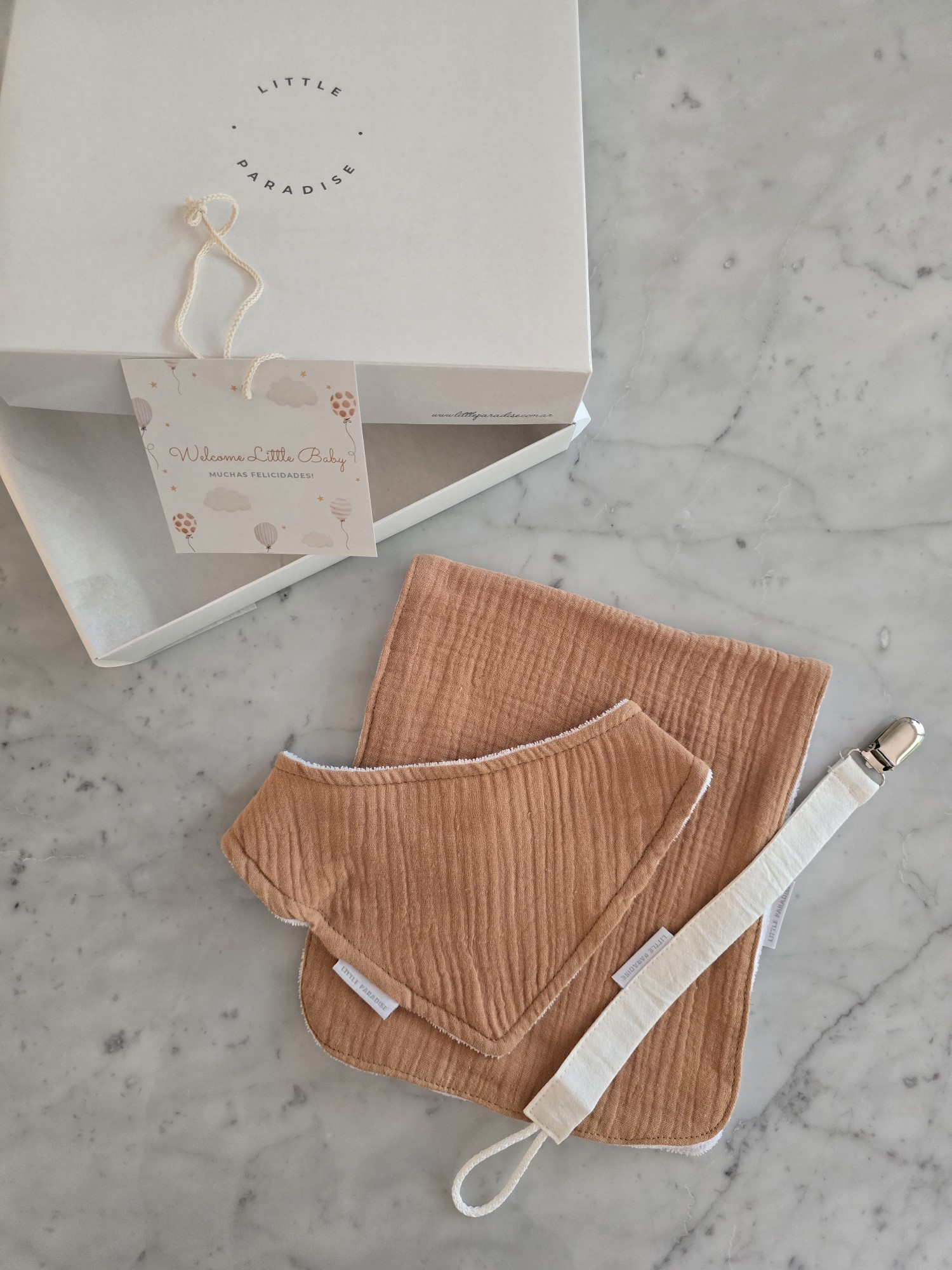 babero_babita_de _algodon_portachupete_accesorios_para_bebes_regalos_de_nacimientos_little_paradise (12)