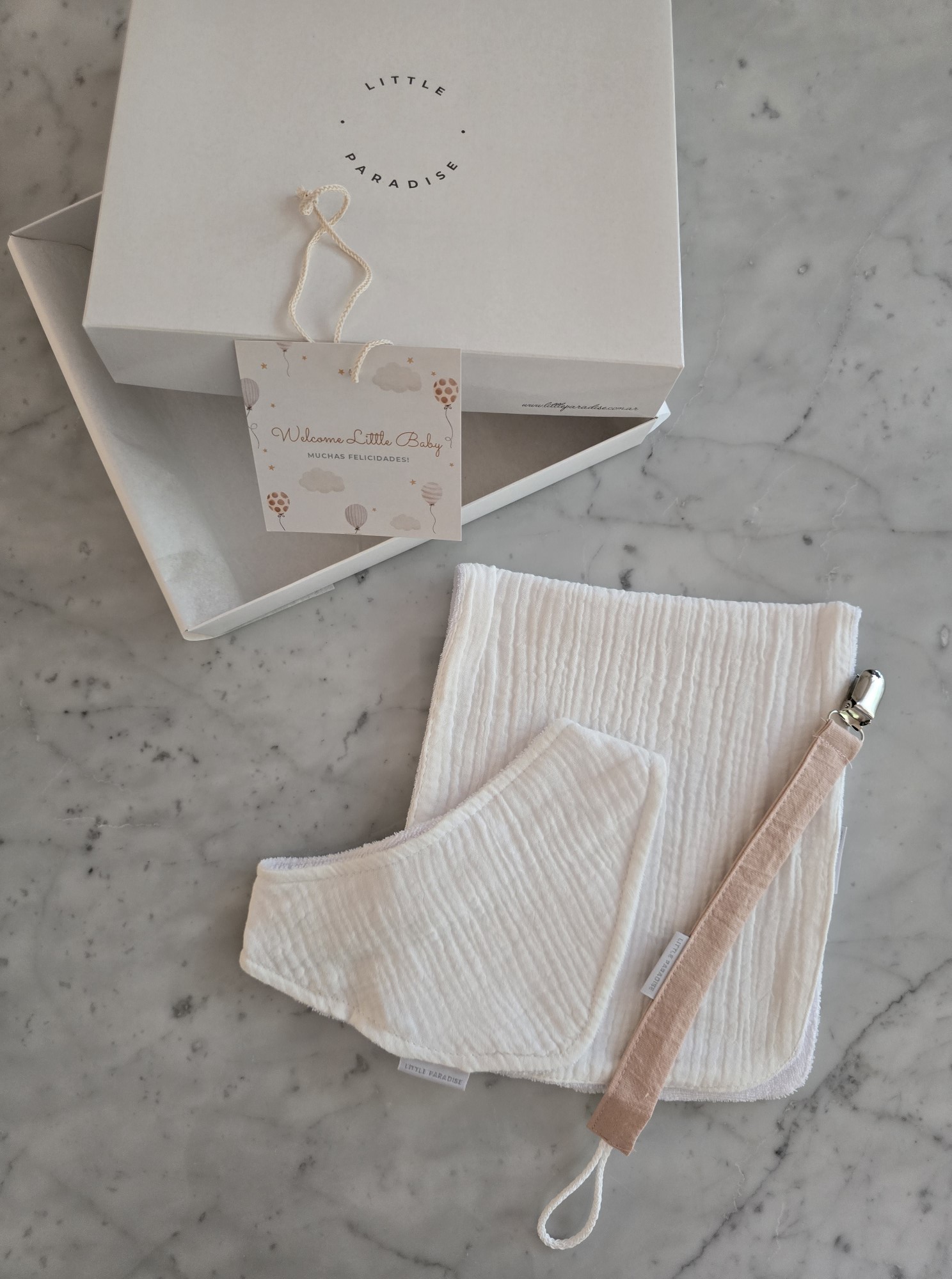 babero_babita_de _algodon_portachupete_accesorios_para_bebes_regalos_de_nacimientos_little_paradise (5)