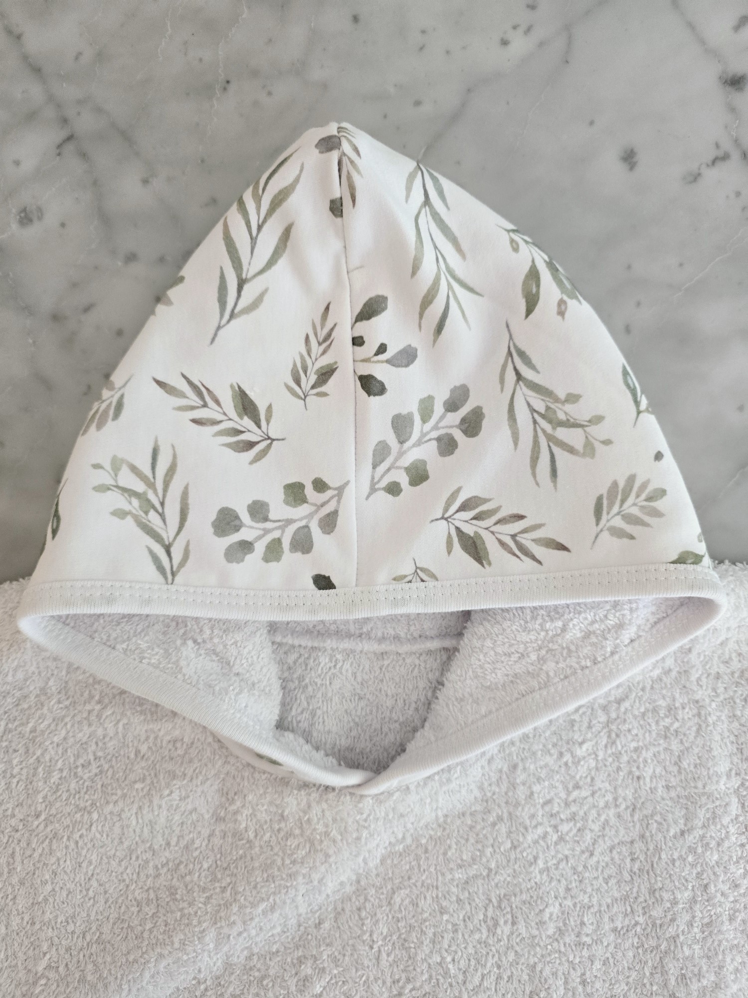 poncho_toallon_con_Capucha_con_diseños_regalo_par_bebe_little_paradise (14)