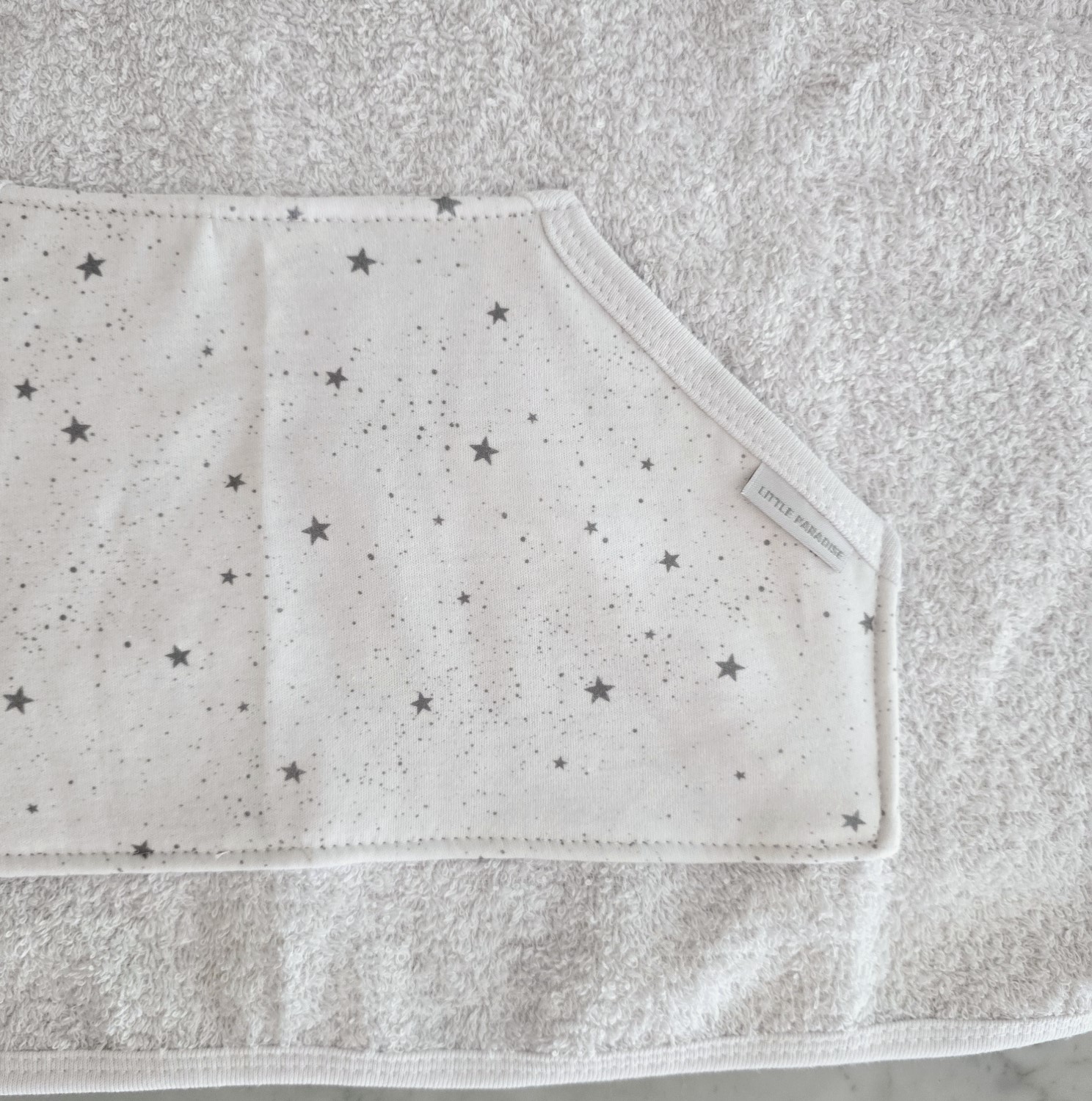 poncho_toallon_con_Capucha_con_diseños_regalo_par_bebe_little_paradise (40)