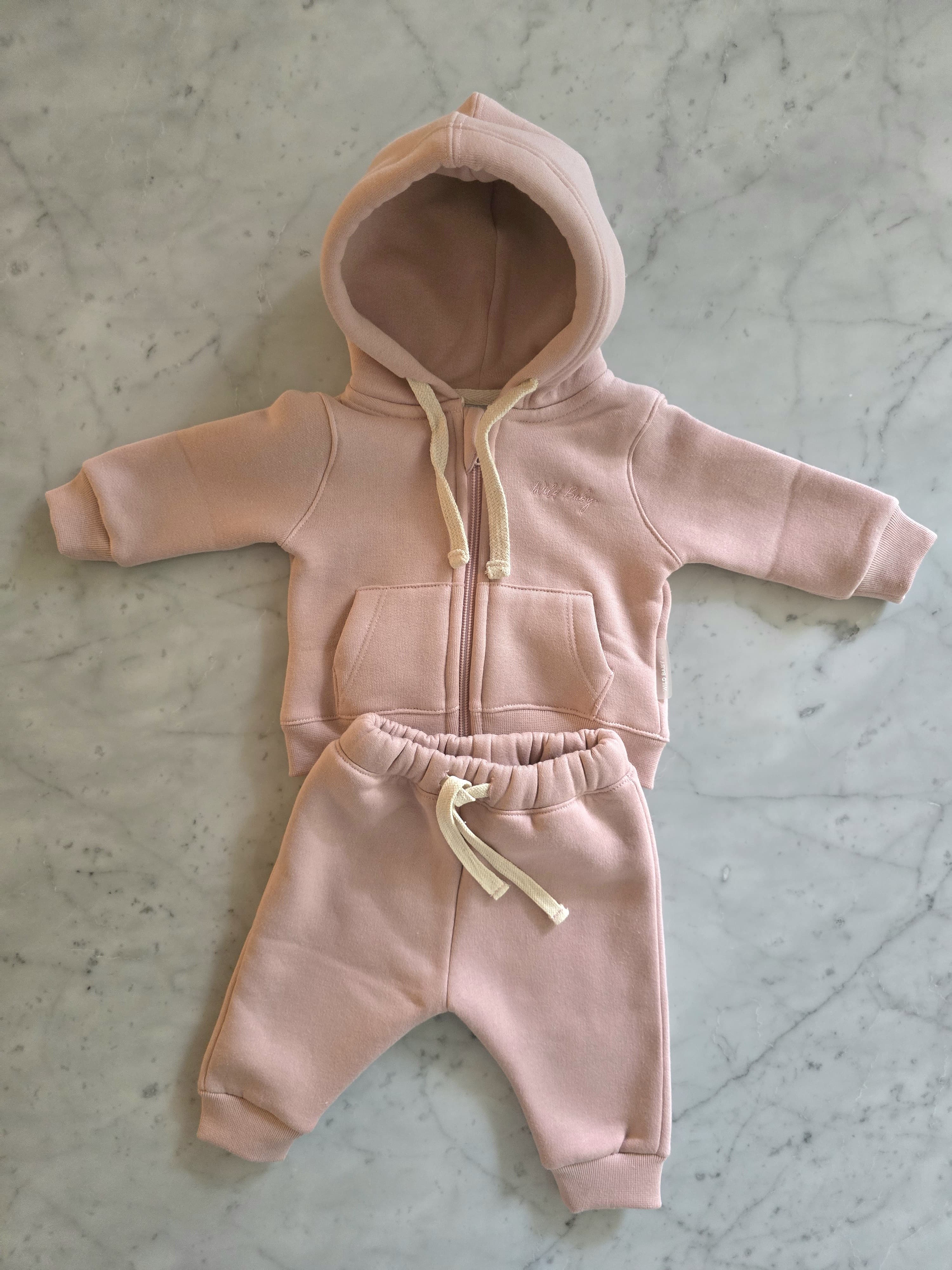 conjunto_jogger_canguro_camperita_frisa_bebe_wild-baby (4)