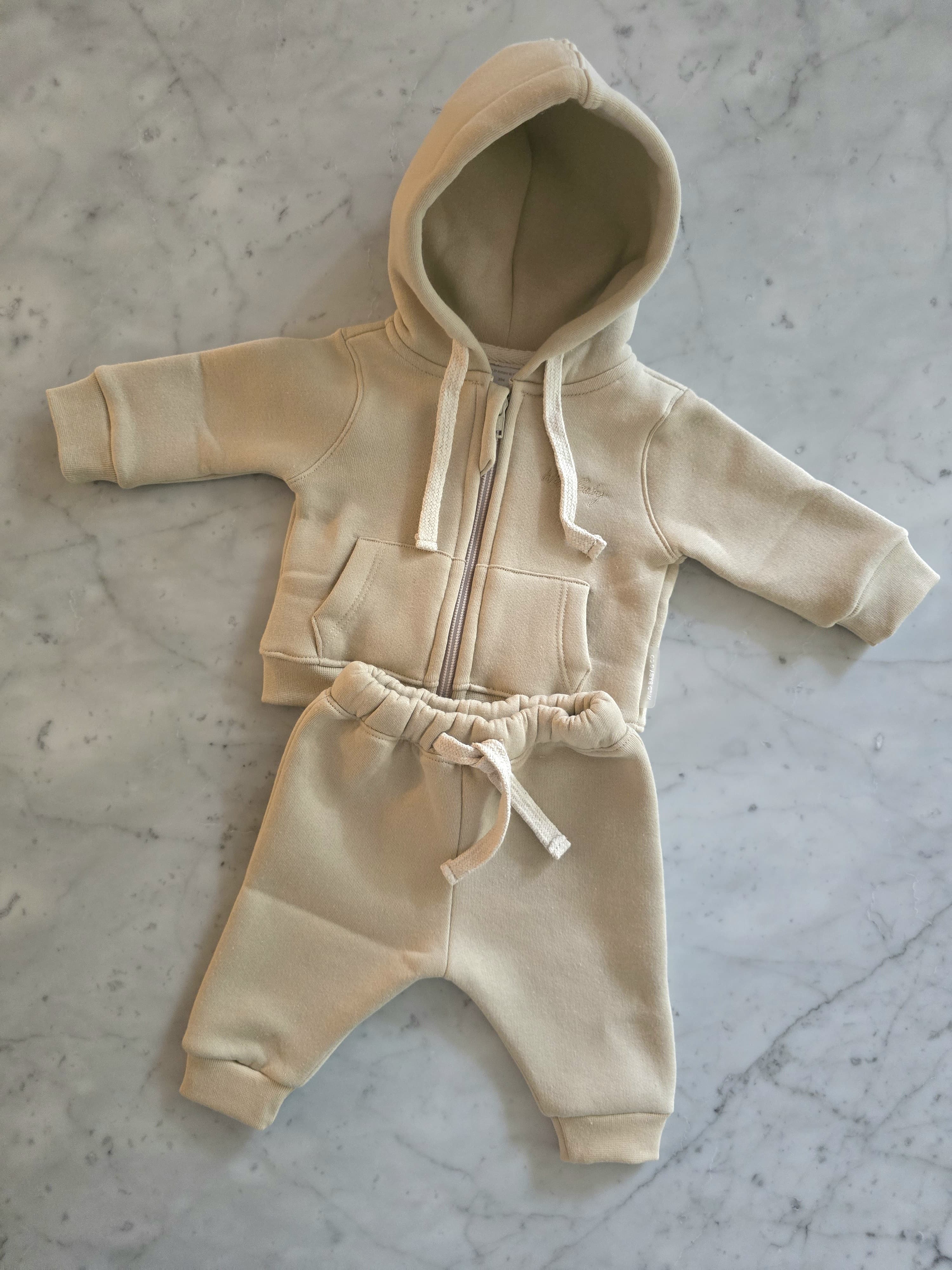 conjunto_jogger_canguro_camperita_frisa_bebe_wild-baby (7)