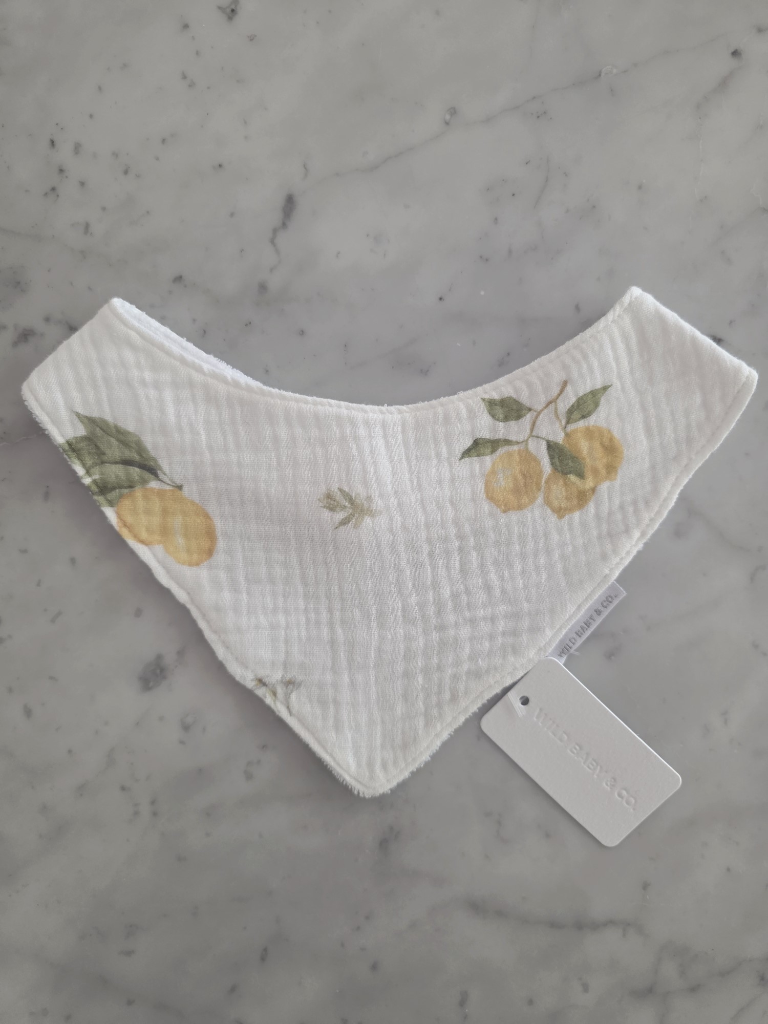 Babero_bandana_haifa_regalos_de_naciemiento_wild_baby_co (17)