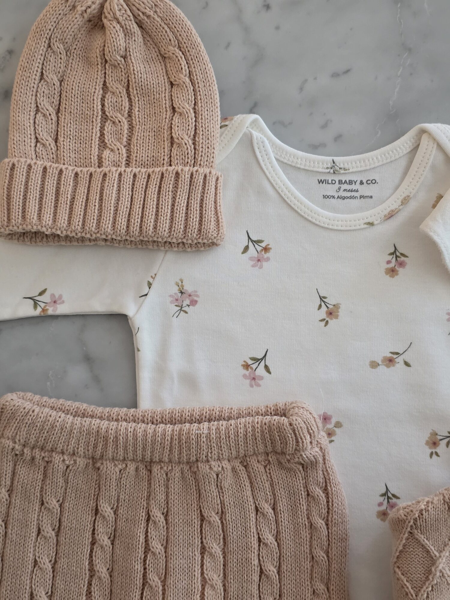 conjuntos_y_set_de_bebe_regalos_de_nacimiento_wild_baby_co (6)